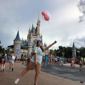 Meet your Posher, Molly